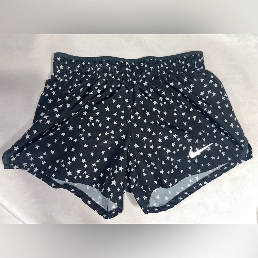 CLEARANCE 🔥Nike Athletic Gym Shorts w Stars XS